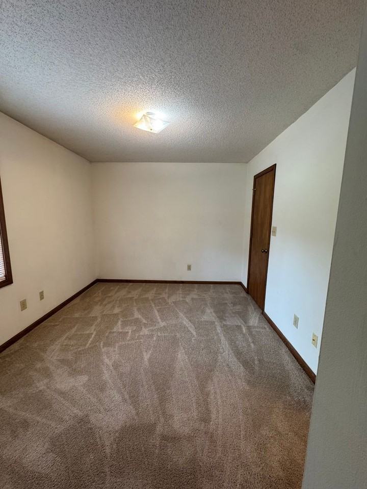 107 Bogey Ln - Photo 6 of 16