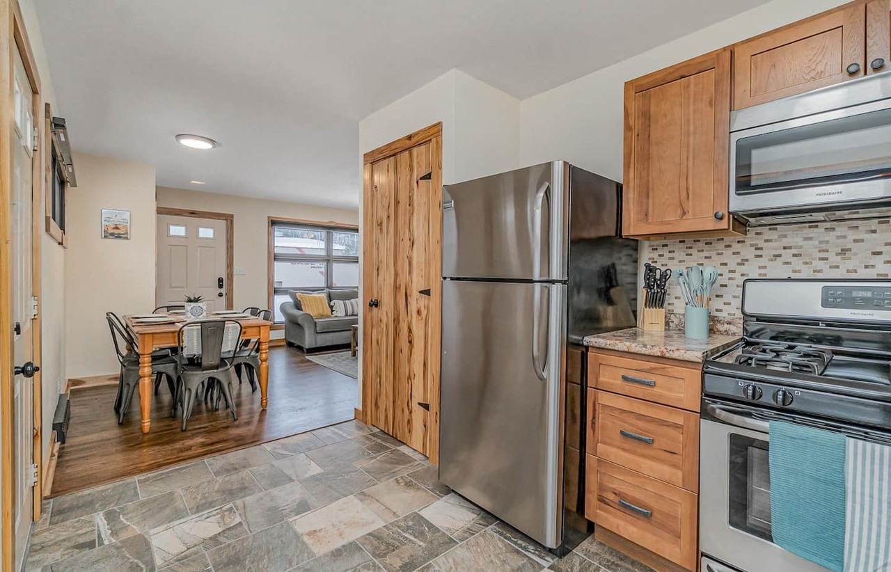 712 N Roeske Ave #NA - Photo 6 of 36