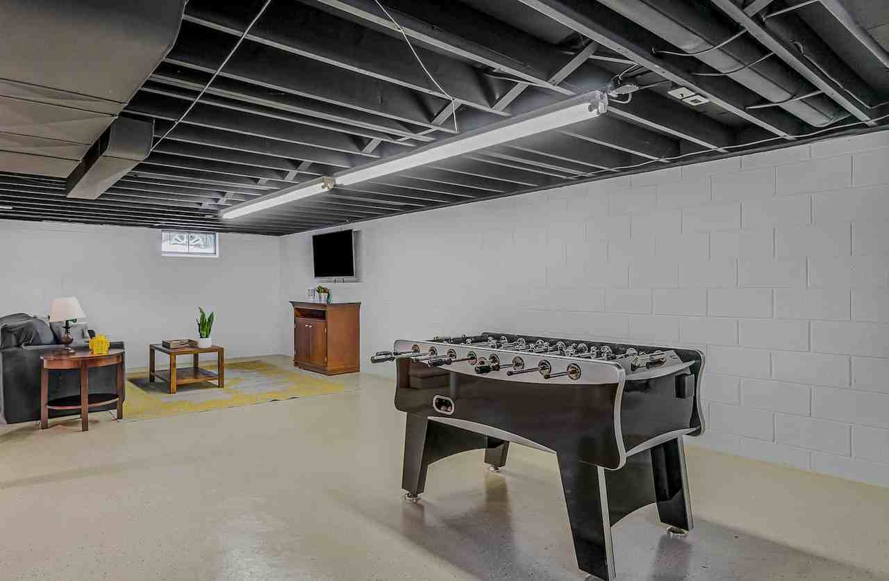 712 N Roeske Ave #NA - Photo 7 of 36