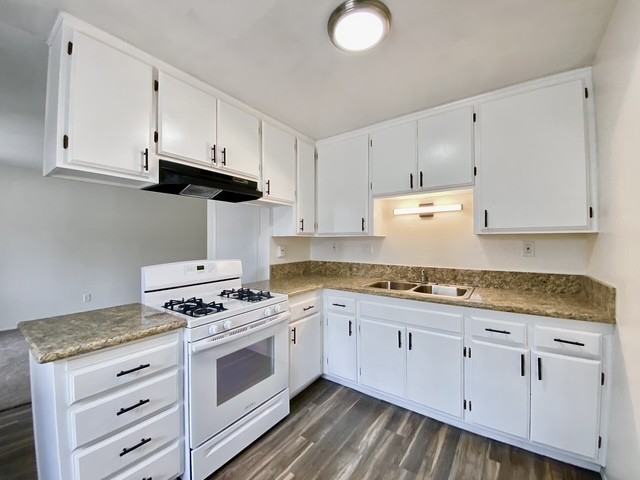 8965 Switzer Dr #4 - Photo 7 of 14