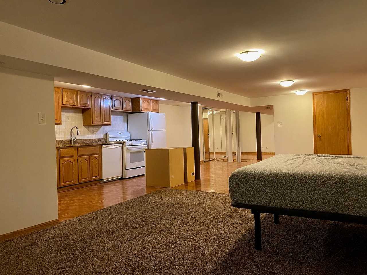 3427 South Emerald Avenue #G - Photo 2 of 8