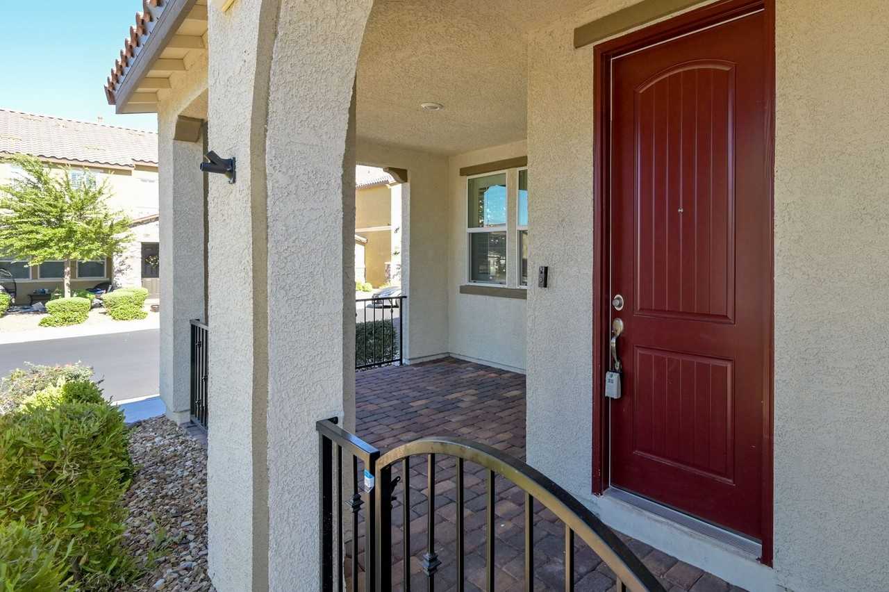 2983 Duverney Ave - Photo 5 of 50