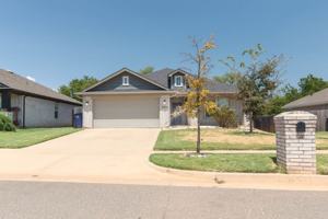 featured image of 11309 Nw 133rd St