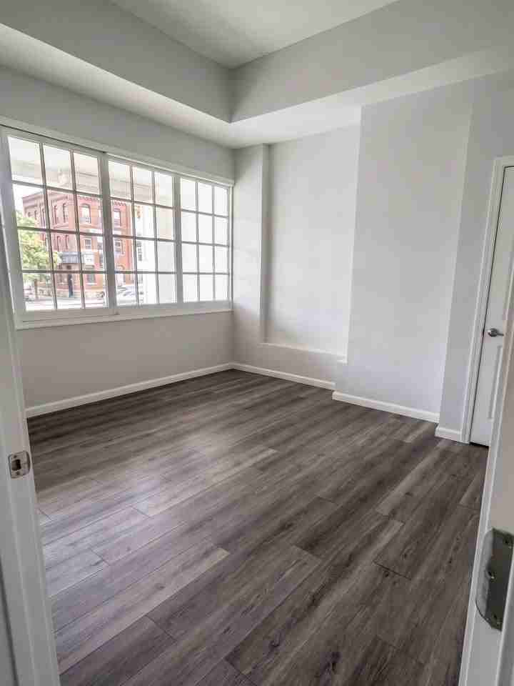 2725 W 3rd St ## 1f - Photo 2 of 8