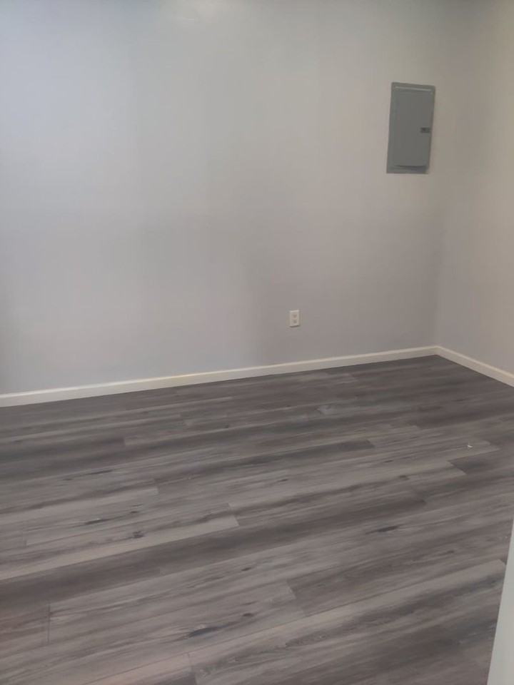 2725 W 3rd St ## 1f - Photo 6 of 8
