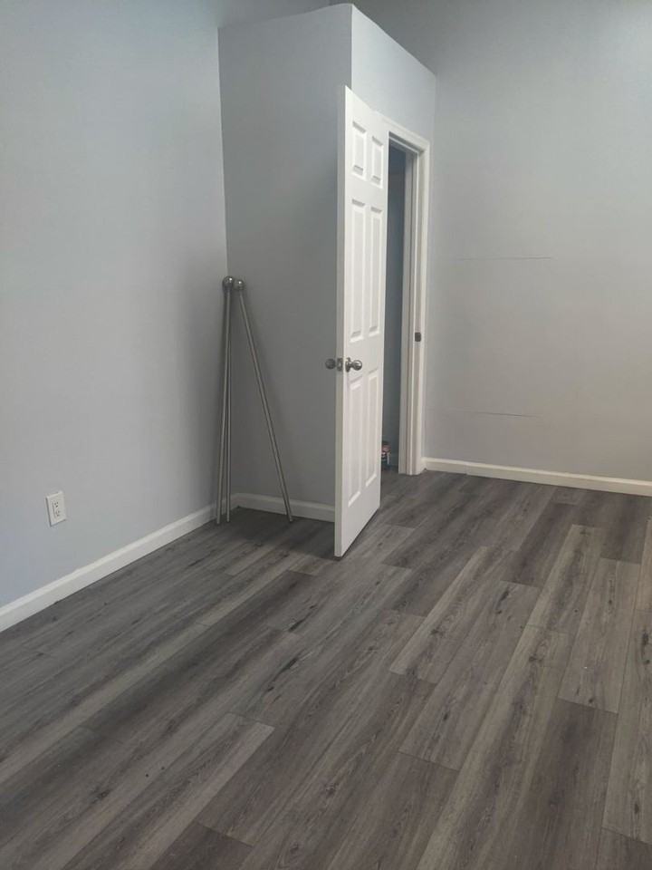 2725 W 3rd St ## 1f - Photo 7 of 8