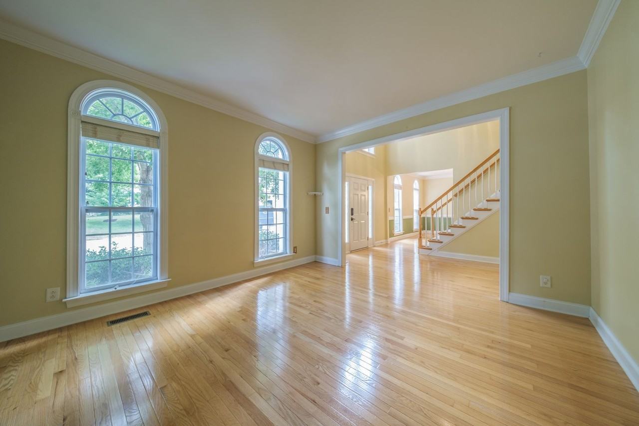 507 Hannah Mckenzie Dr - Photo 5 of 44
