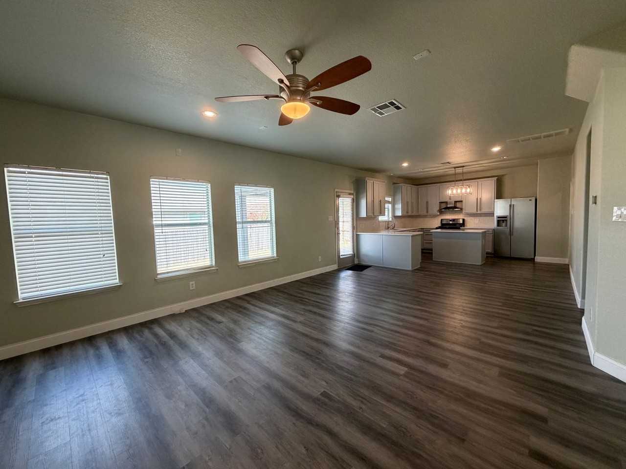 3604 Sandy Brook Dr - Photo 3 of 23