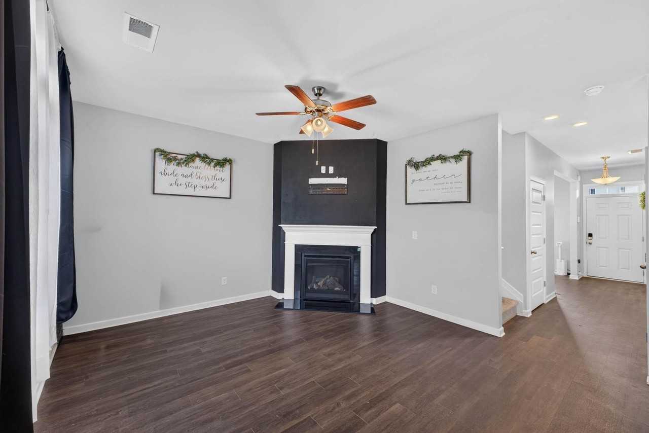 234 Quick Silver Ct - Photo 7 of 27