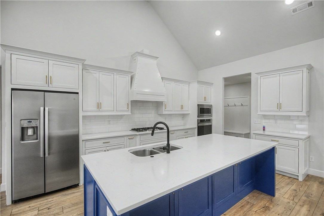 1701 Cherrie St - Photo 3 of 27