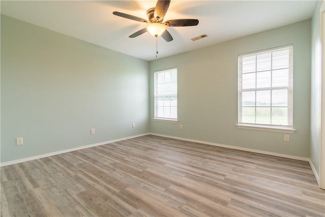 992 Josie Kate Ln - Photo 6 of 13