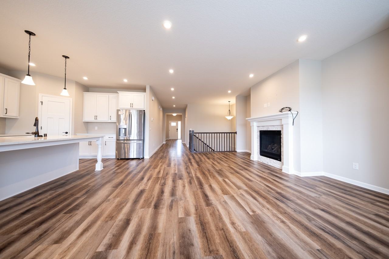 3716 192nd St W #1 - Photo 5 of 32