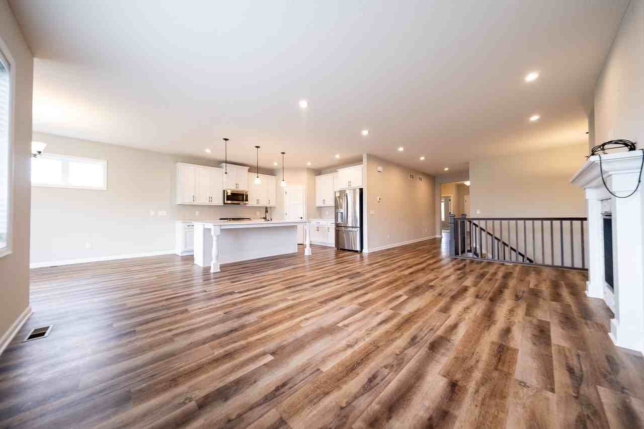 3716 192nd St W #1 - Photo 6 of 32