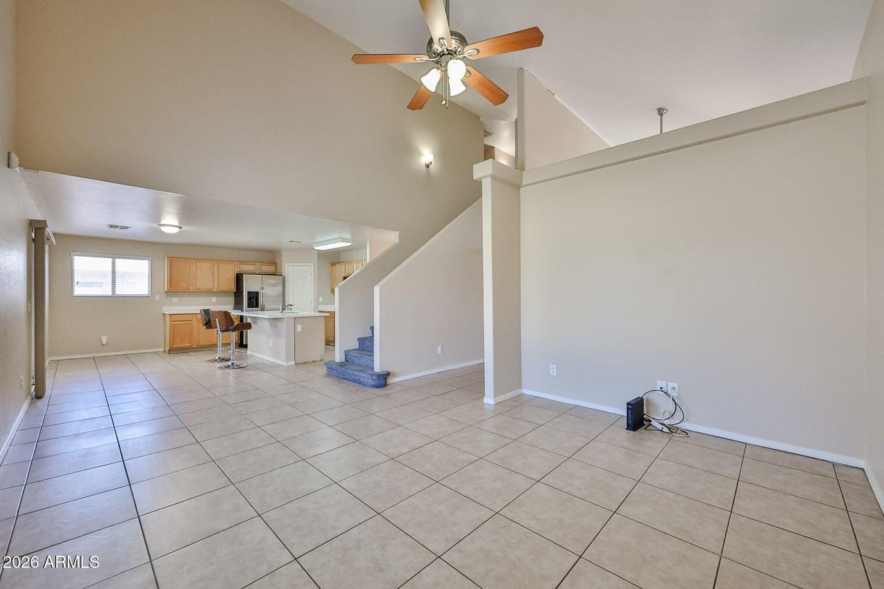 16176 W Statler St - Photo 6 of 33