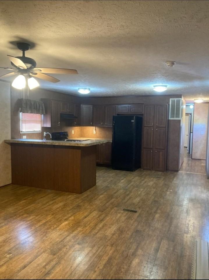 1615 Private Dr - Photo 4 of 8