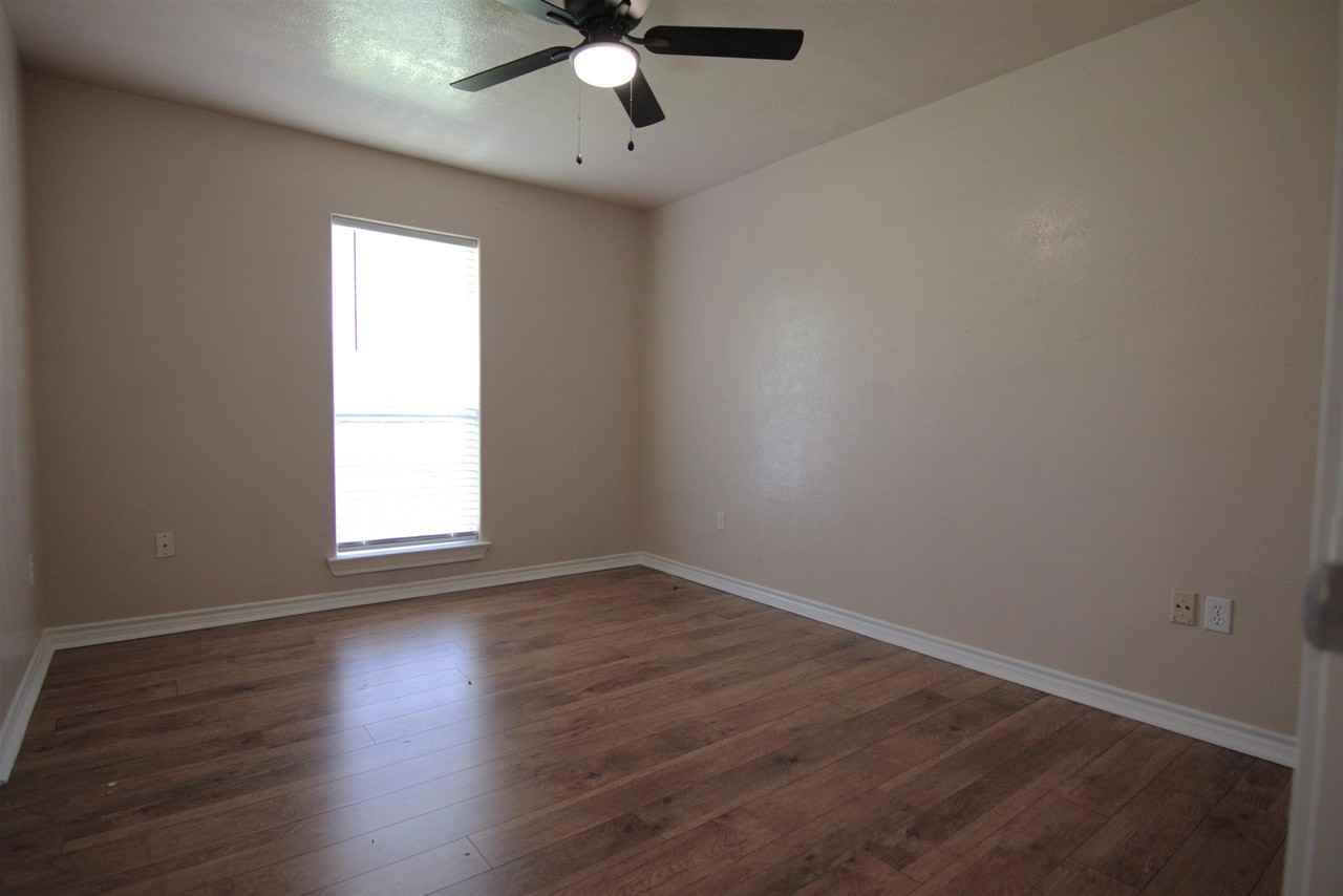 8525 Sunflower Ln - Photo 5 of 13