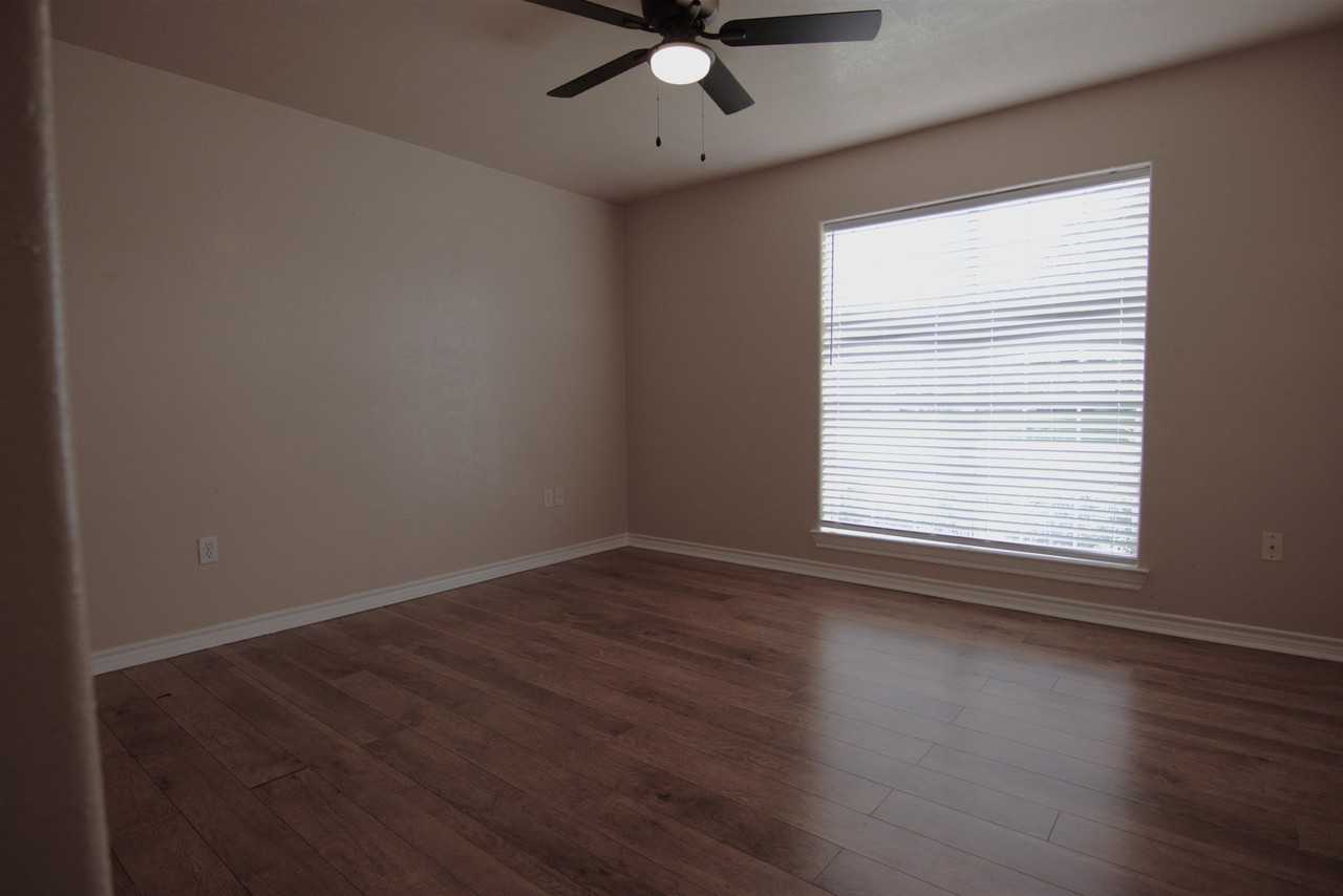 8525 Sunflower Ln - Photo 6 of 13