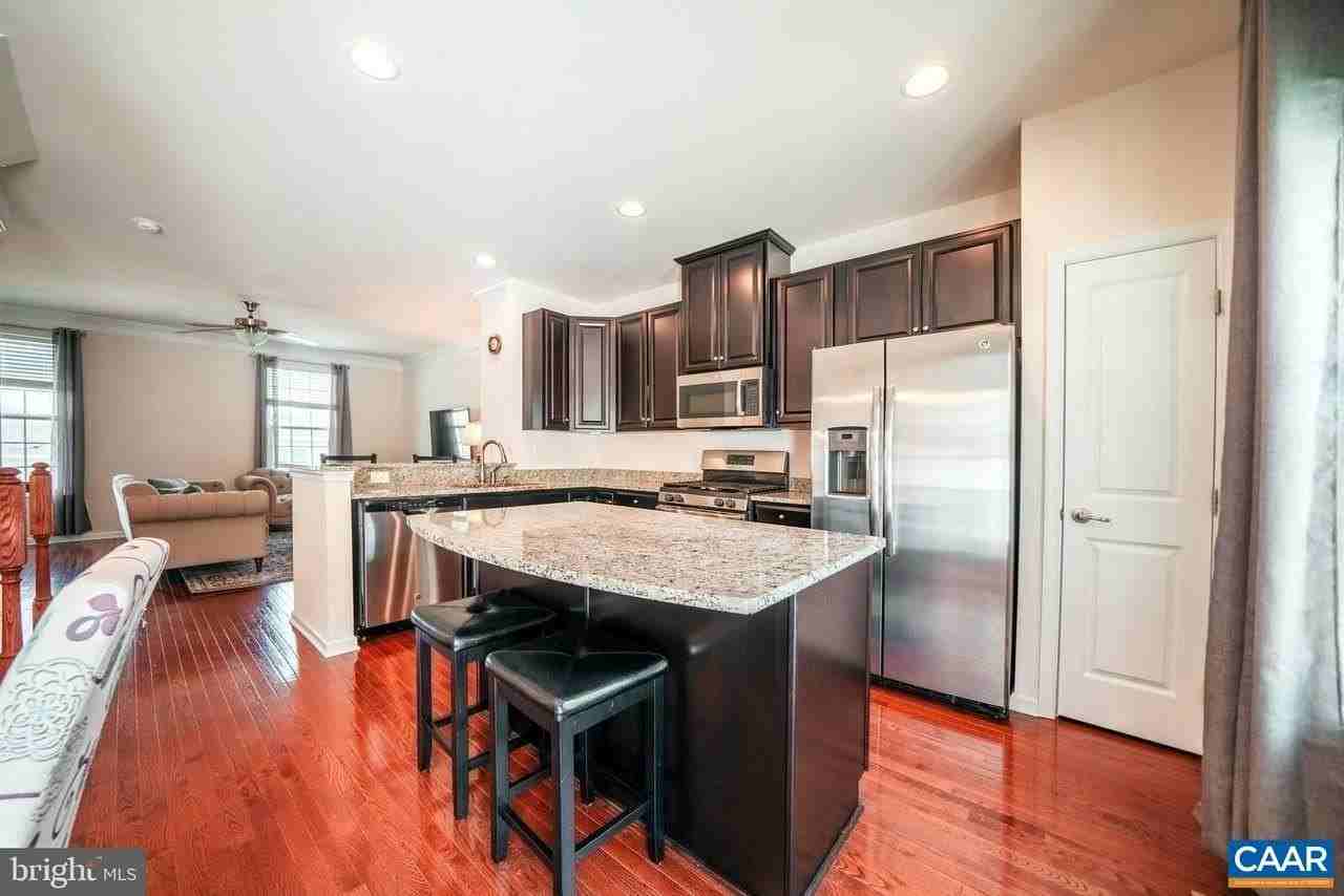 2111 Elm Tree Knl - Photo 3 of 16