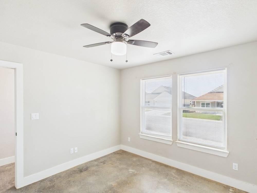 124 Feather Way - Photo 6 of 28