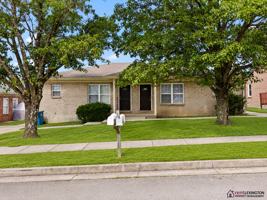 featured image of 531 Bell Place Dr #1