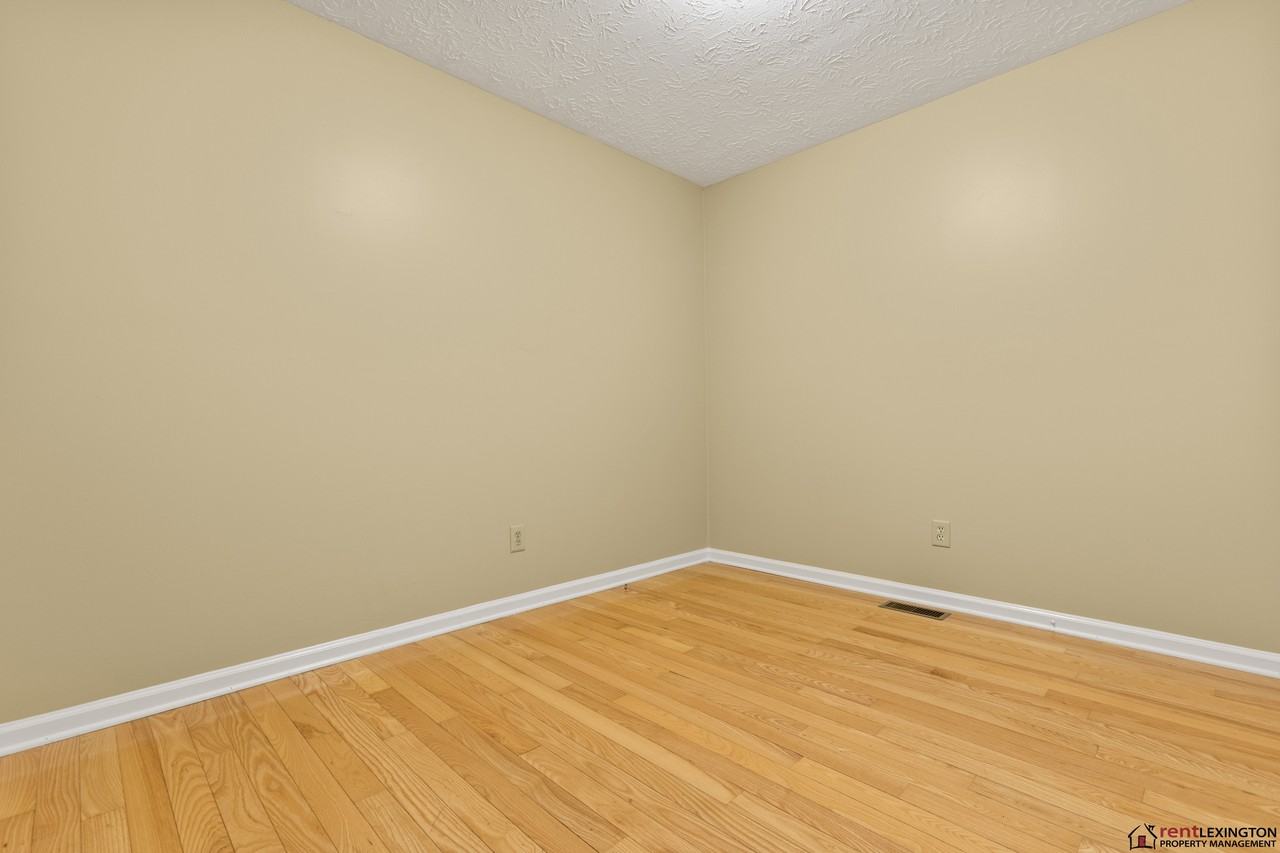 531 Bell Place Dr #1 - Photo 7 of 26