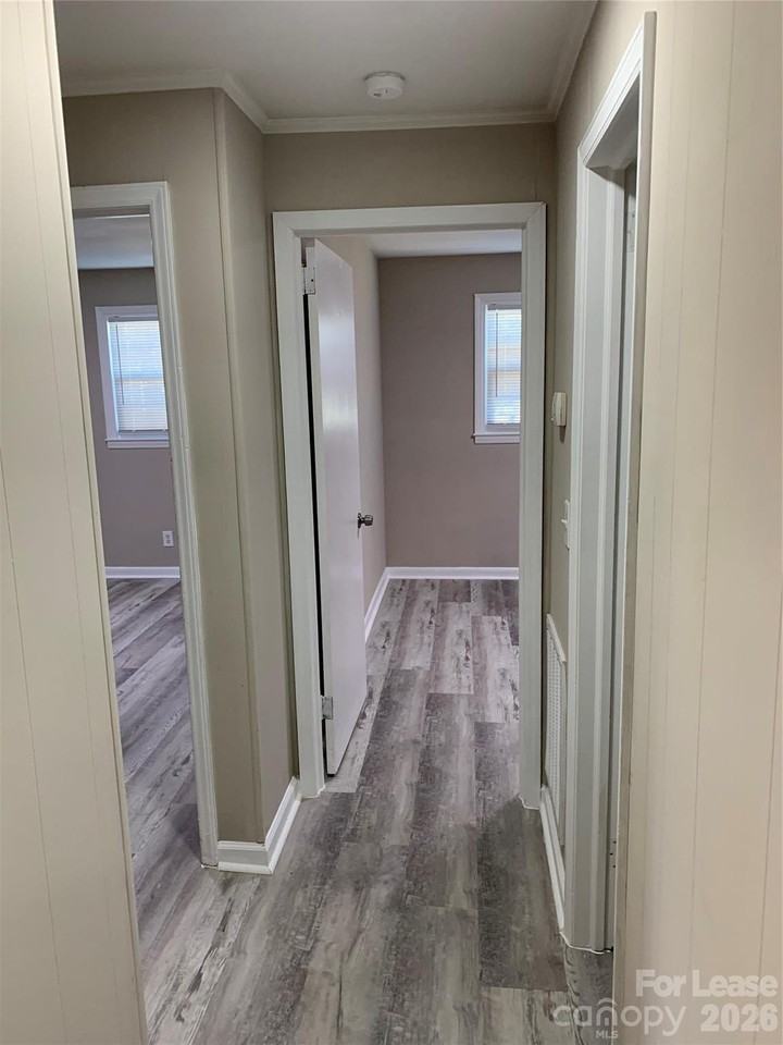477 Sunset St #1 - Photo 3 of 15