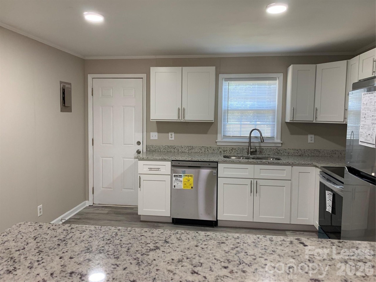 477 Sunset St #1 - Photo 4 of 15