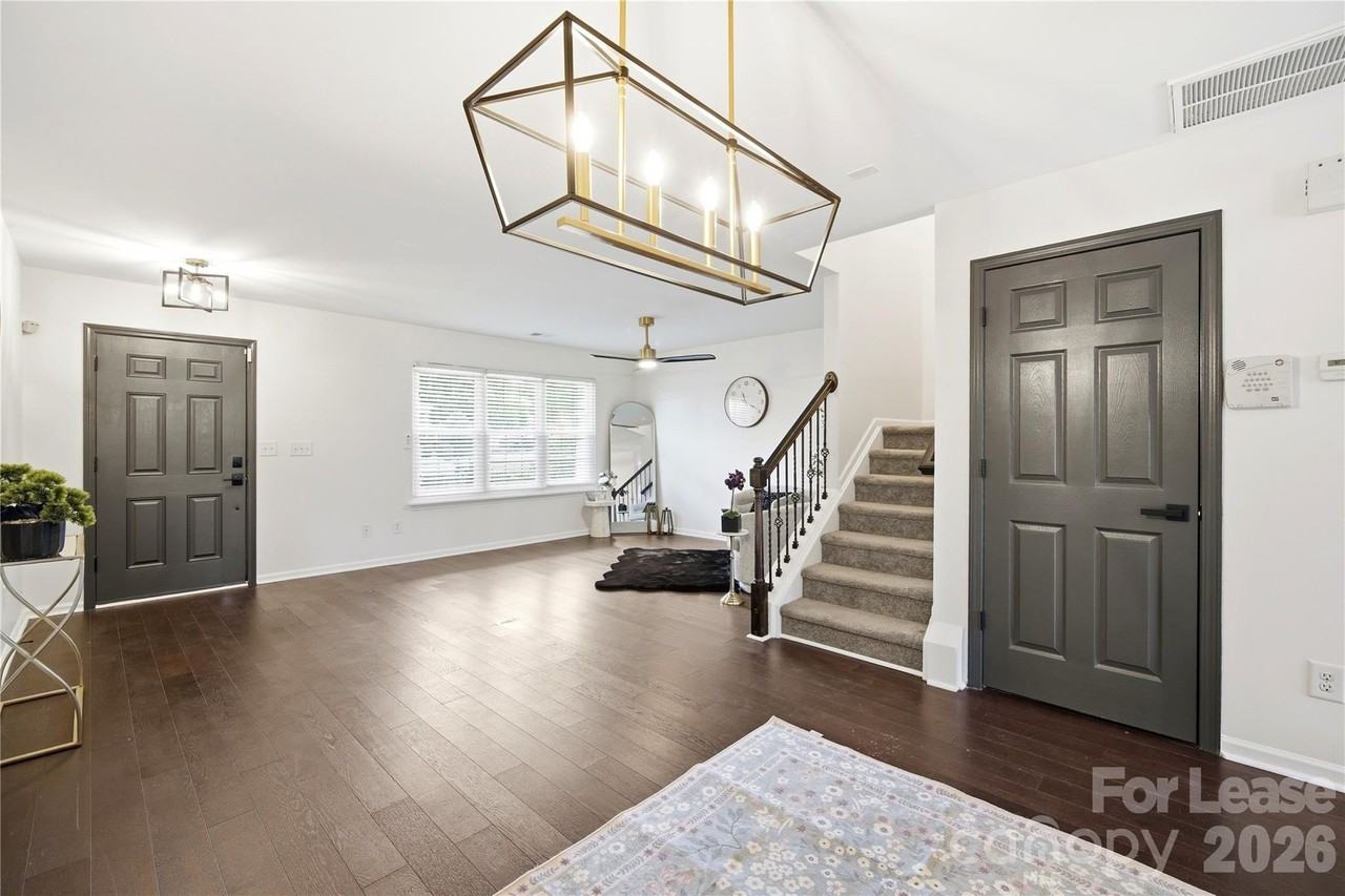 6105 Warrior Ave - Photo 7 of 31