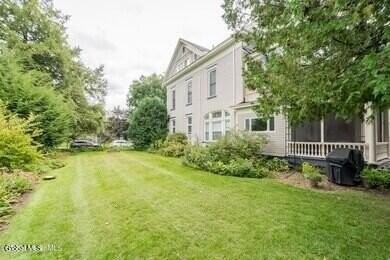 143 Caroline St #5 - Photo 3 of 18