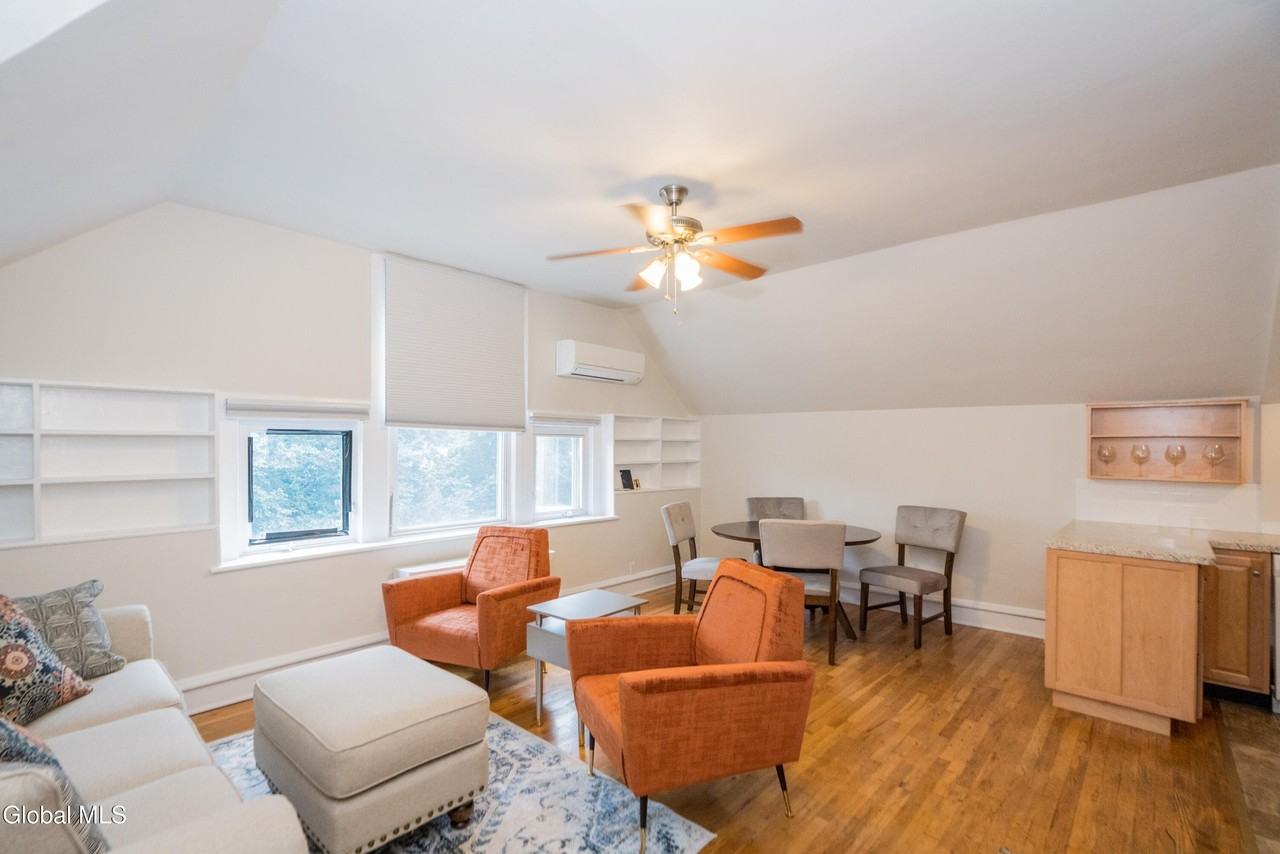 143 Caroline St #5 - Photo 6 of 18