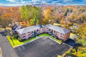 featured image of 106 S Anderson St