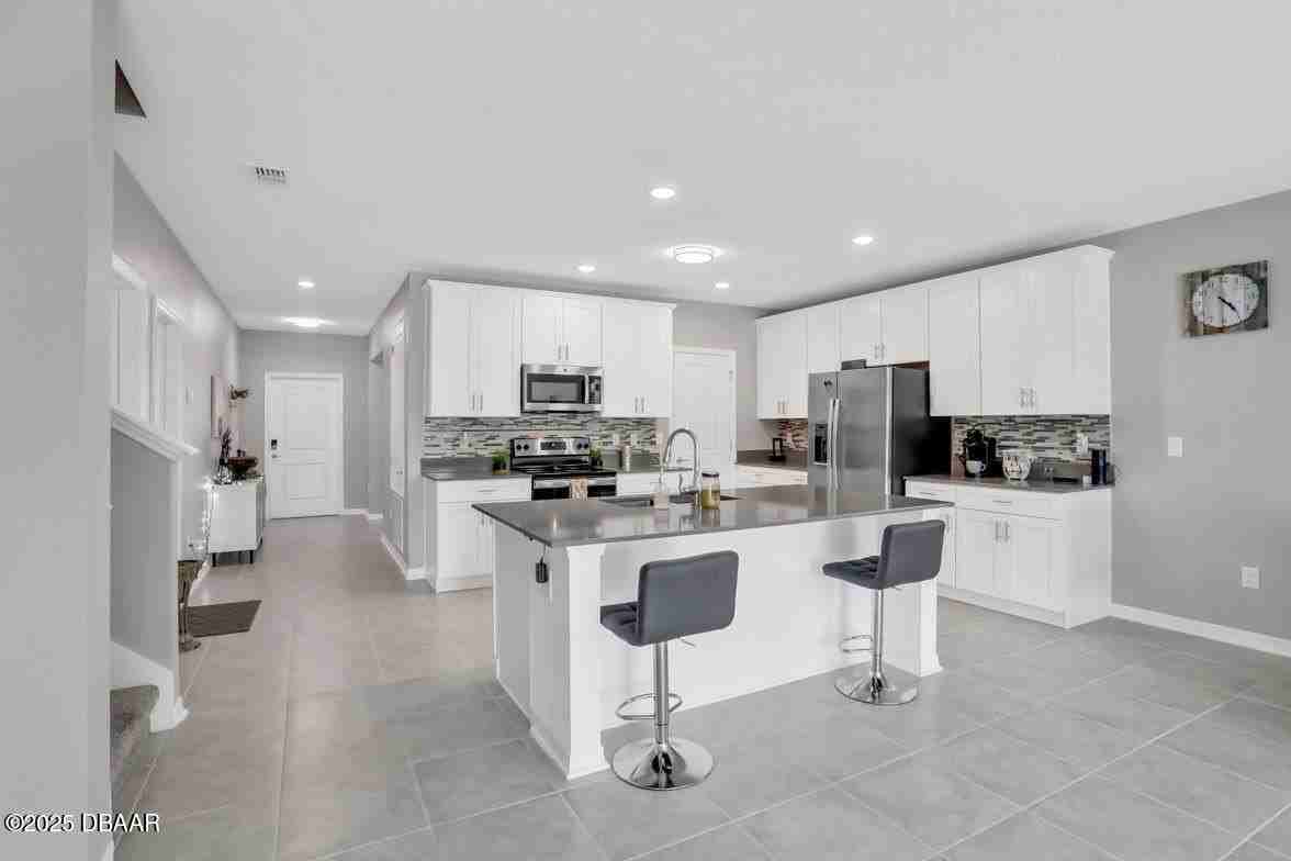 1137 Sand Trap Ct - Photo 2 of 25