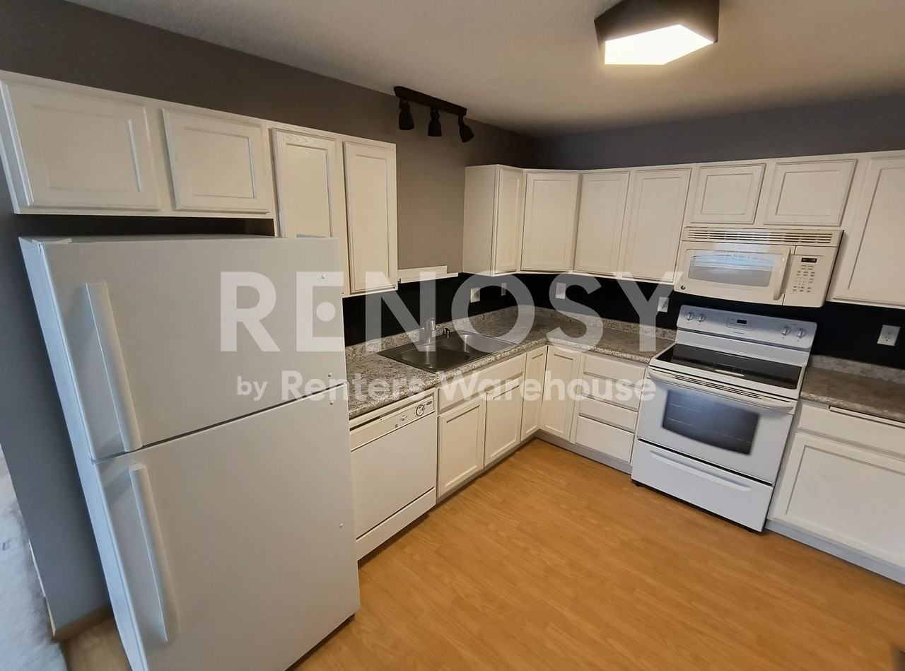 2549 Cobble Hill Ct - Photo 2 of 25