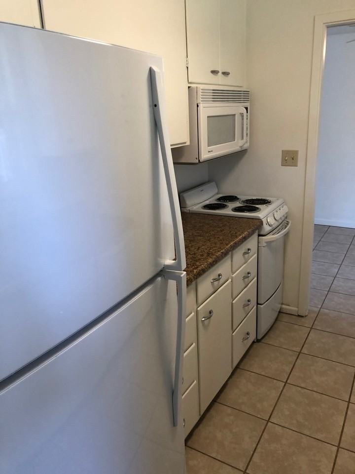 805 Wright Ave - Photo 5 of 17