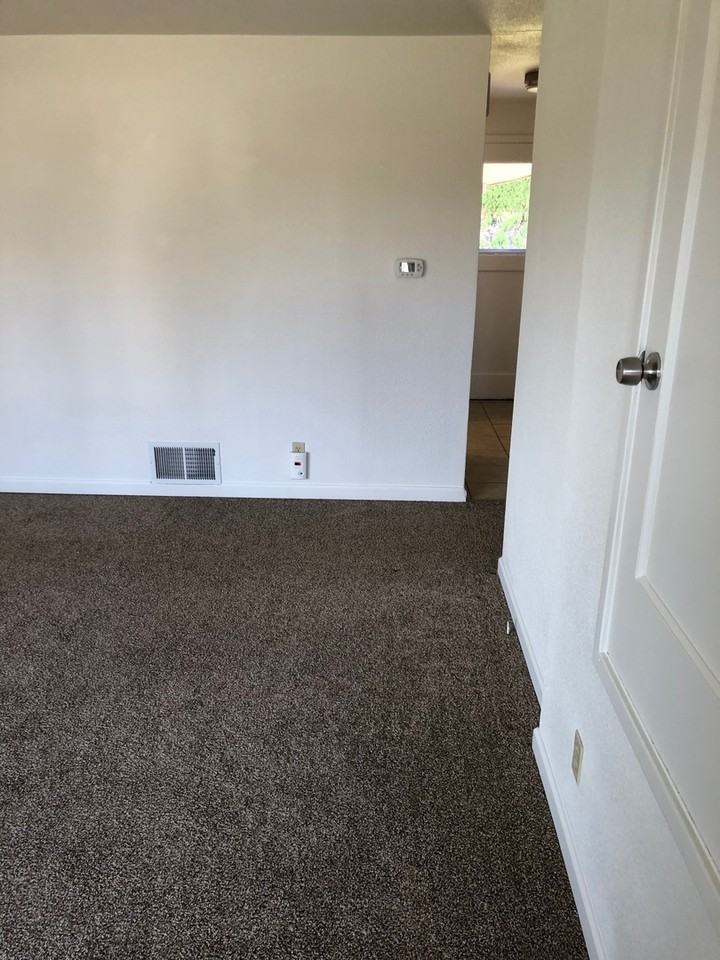 805 Wright Ave - Photo 6 of 17