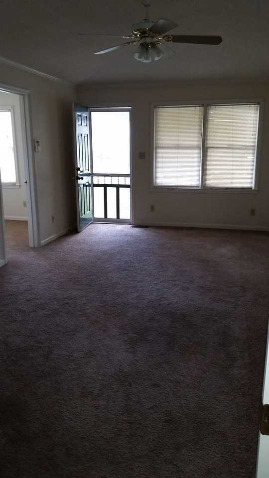 1516 Woodard St - Photo 3 of 7