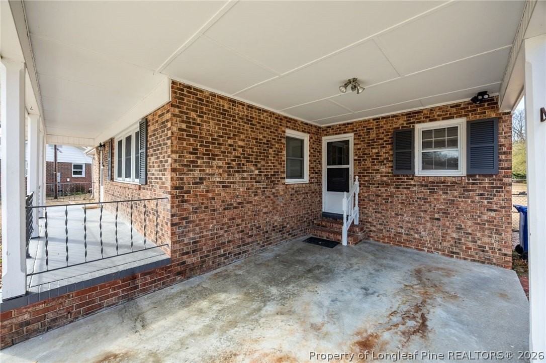5419 Laramie Ct - Photo 6 of 47