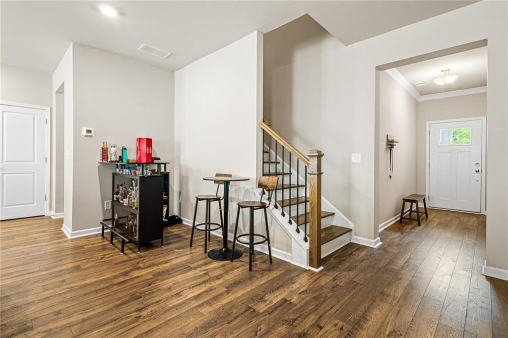 1135 Elyse Ln - Photo 2 of 26