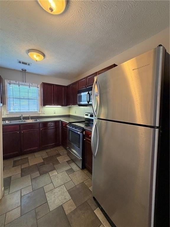 2852 Webb Bridge Rd - Photo 5 of 10