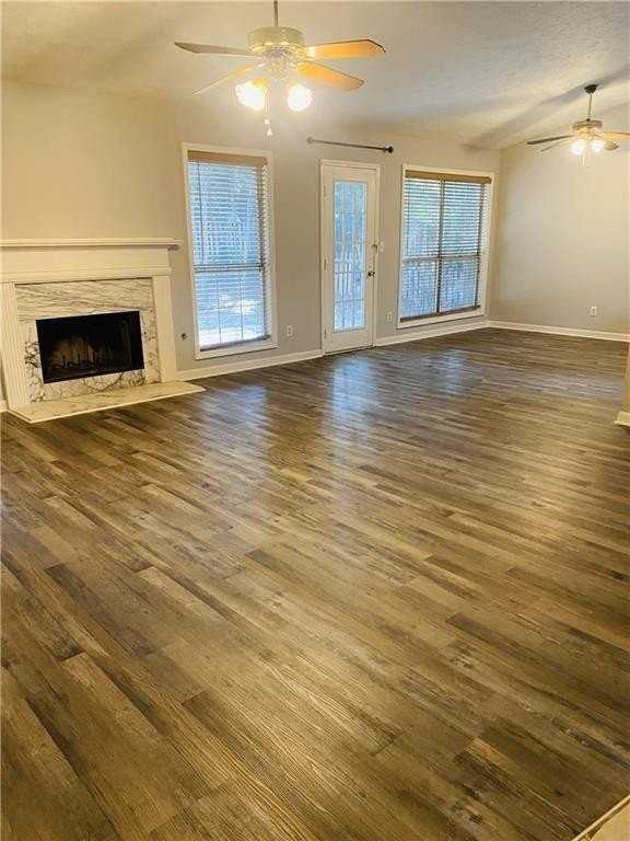 695 Paris Dr - Photo 6 of 17