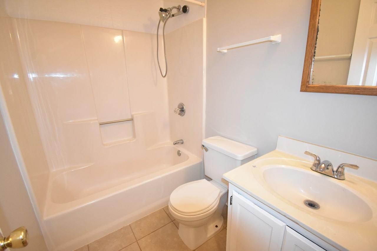 1646 Rim Rd - Photo 7 of 13