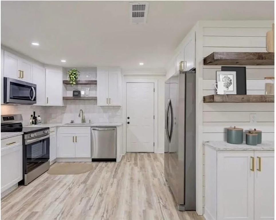 1336 Jimi Ln Nw #B - Photo 5 of 19