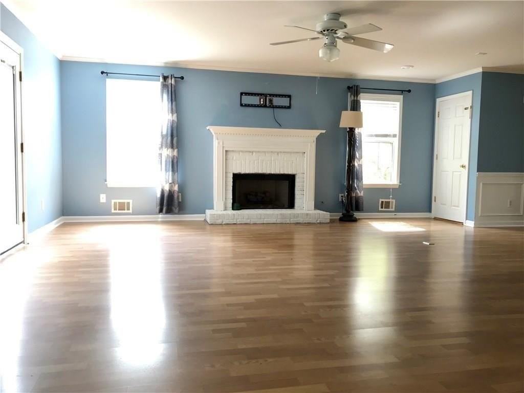 3354 Roundfield Cir - Photo 6 of 18