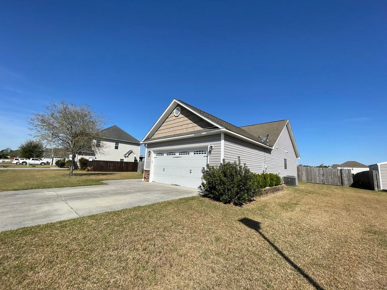 113 Cypress Manor Ct - Photo 2 of 29