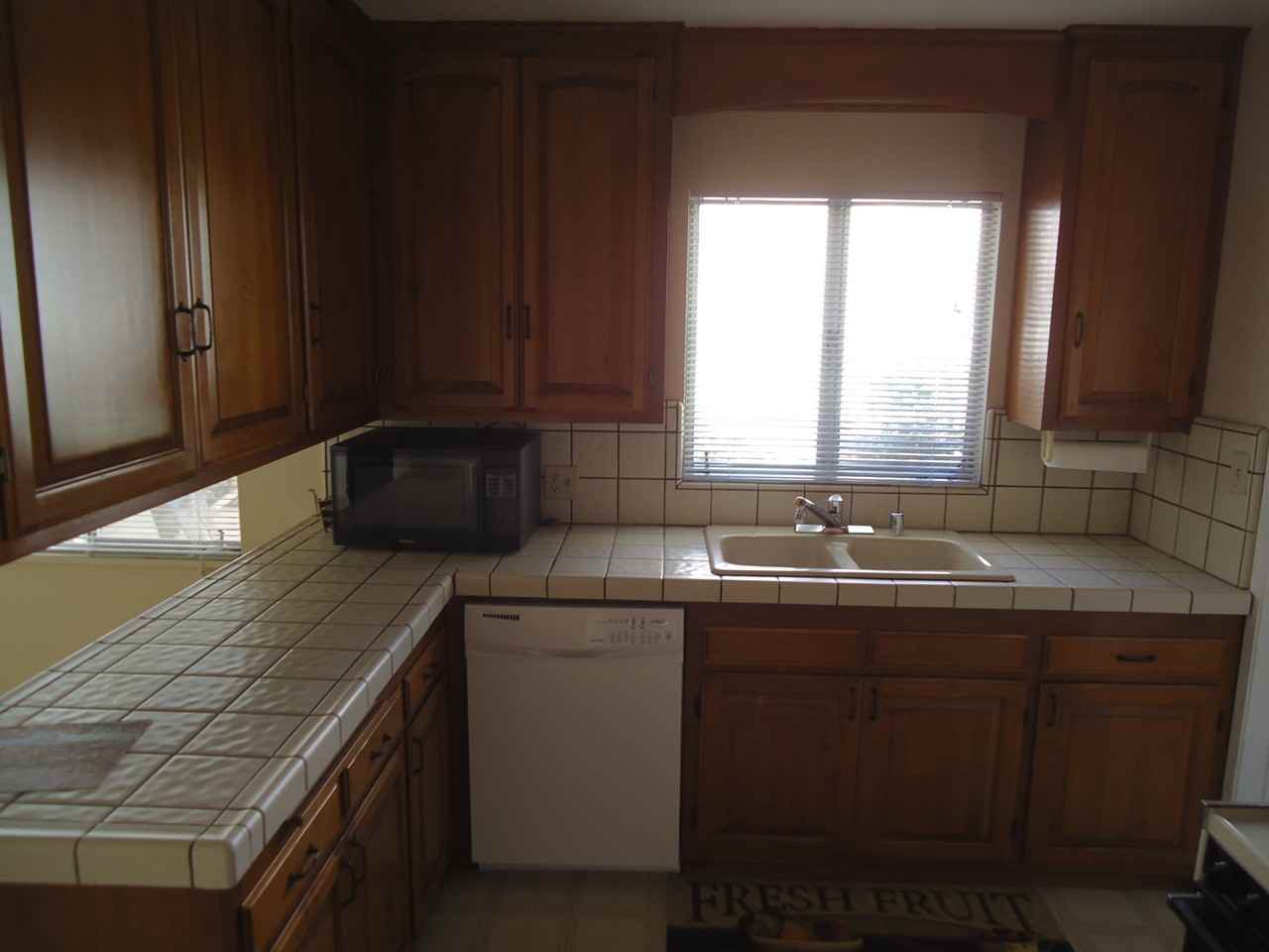 1629 Linbrook Dr - Photo 4 of 14