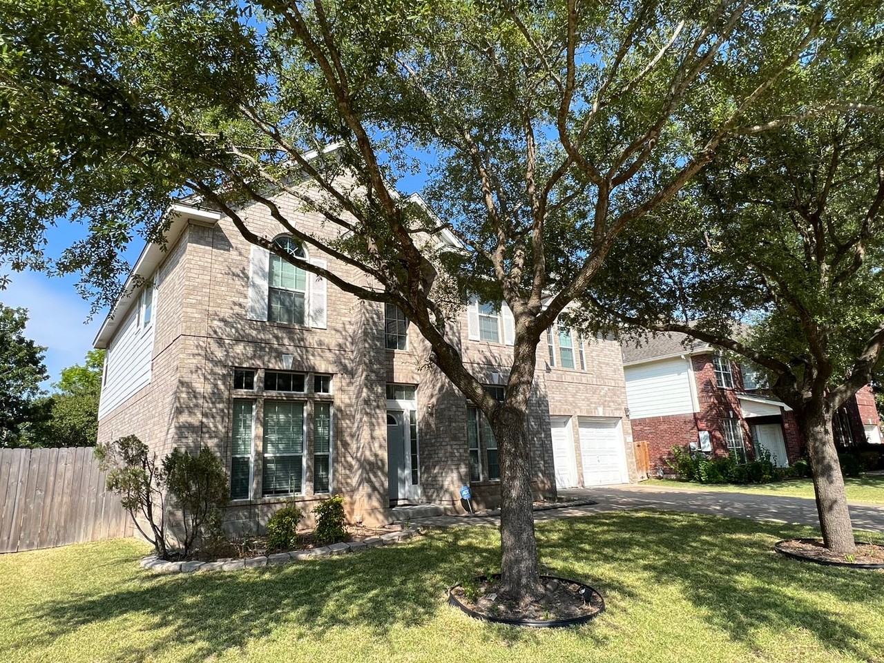 802 Stevenage Dr - Photo 3 of 29