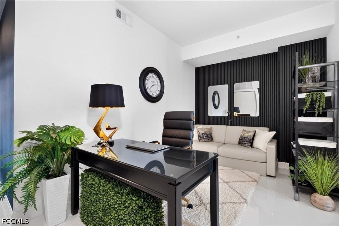 3000 Oasis Grand Blvd #MPH3 - Photo 6 of 43