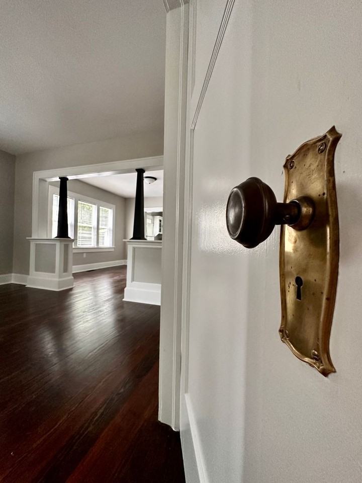 1457 S 17th St - Photo 6 of 16