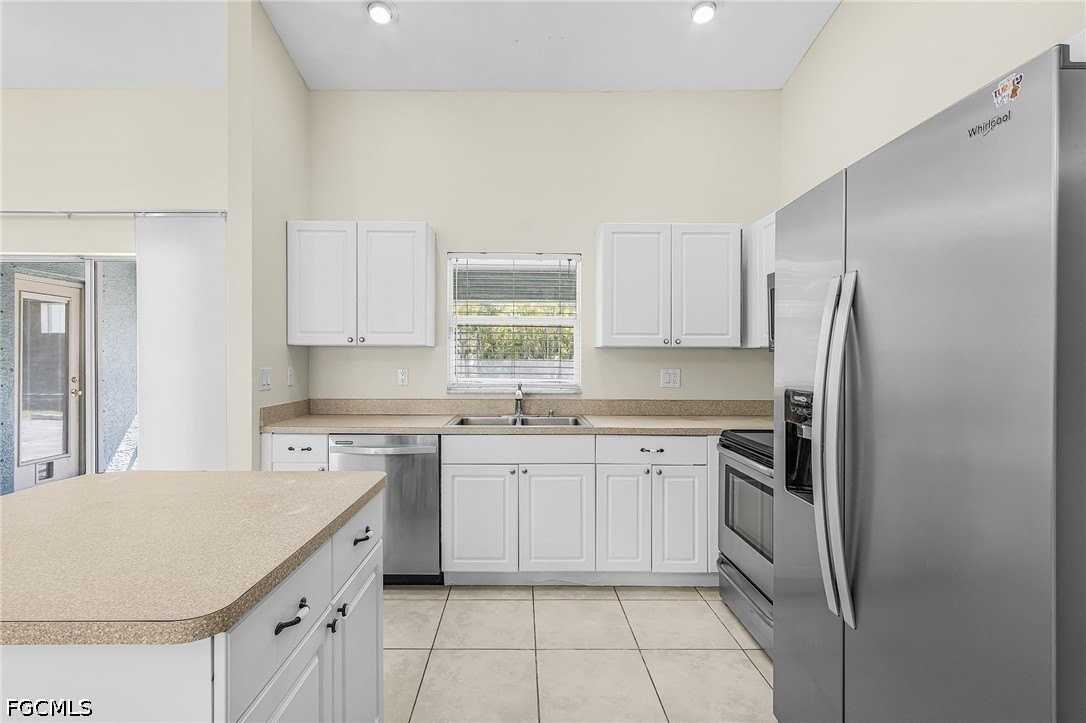 5215 Sw 16th Pl - Photo 7 of 26