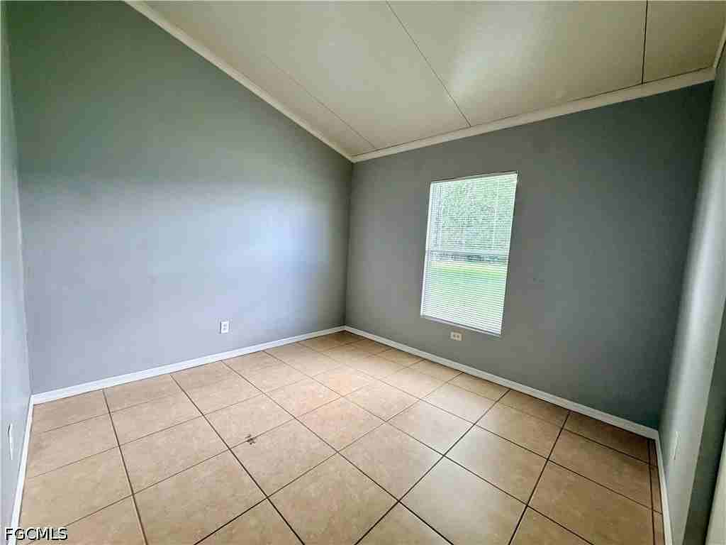 616 Santa Barbara Blvd - Photo 7 of 17